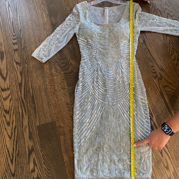 Evening dress - Picture 14 of 16